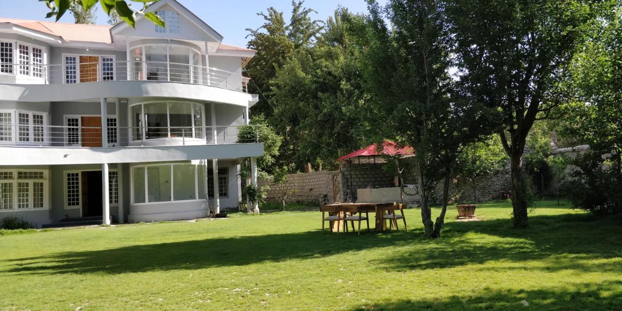 סקרדו Hotel Reego מראה חיצוני תמונה