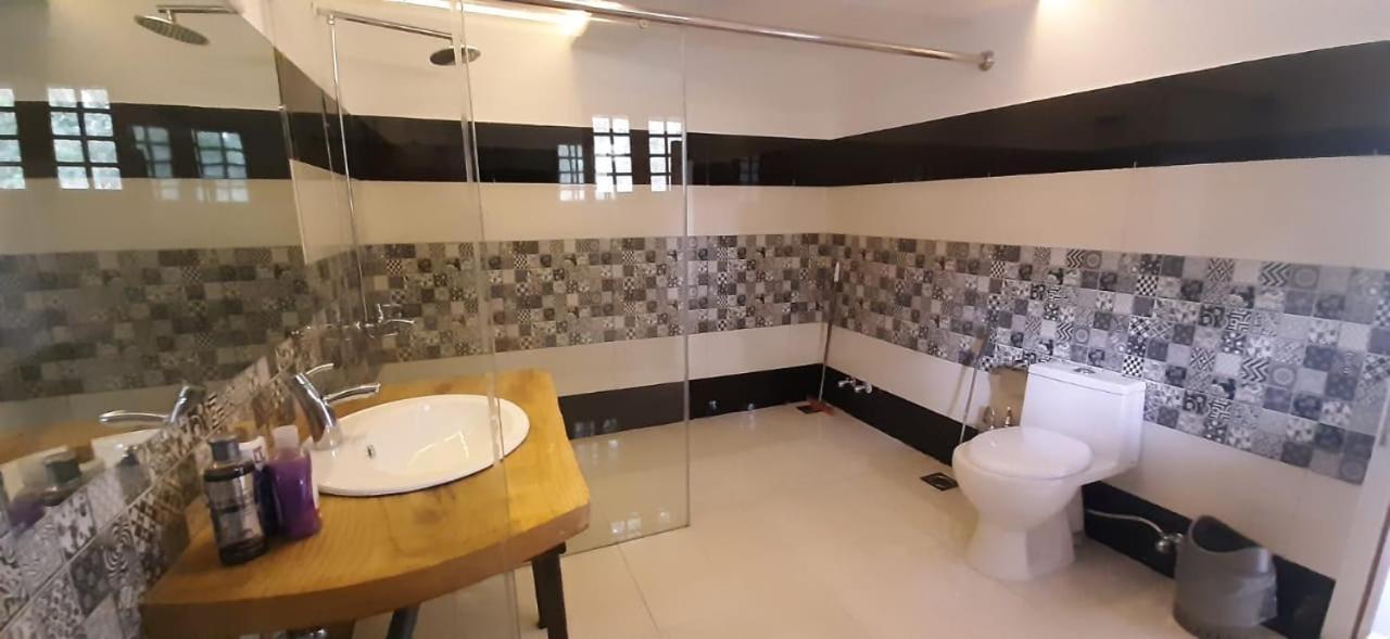 סקרדו Hotel Reego מראה חיצוני תמונה