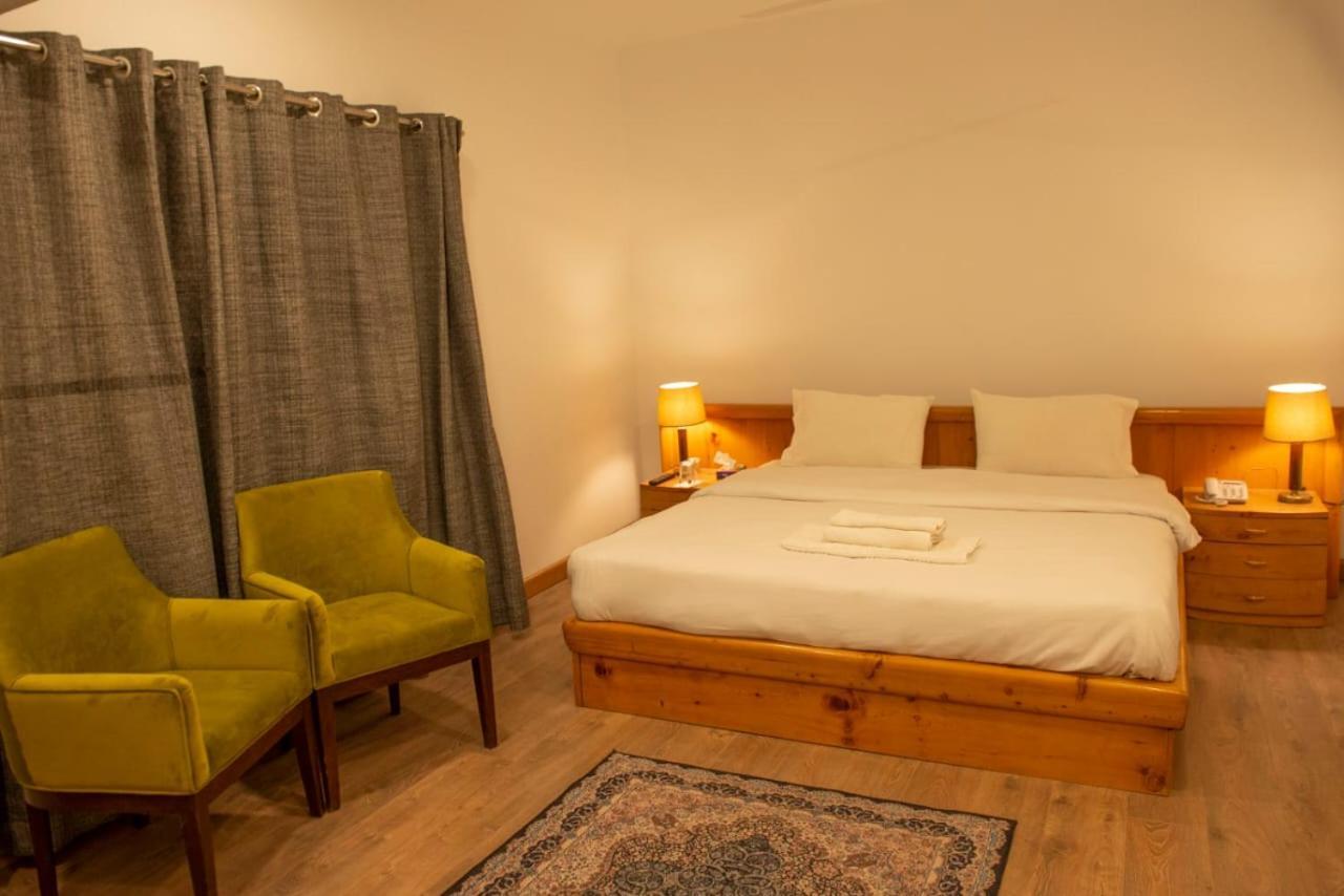 סקרדו Hotel Reego מראה חיצוני תמונה